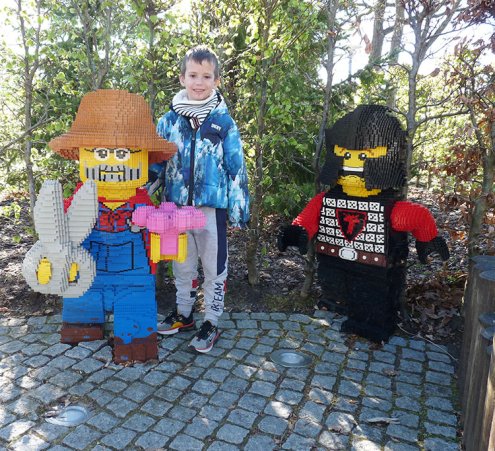 Ethan d&eacute;couvre LEGOLAND 