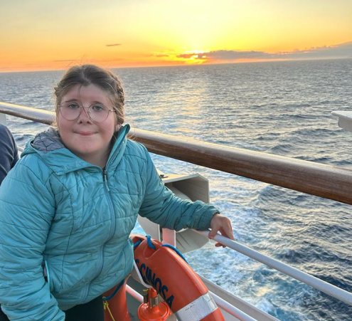 Chlo&eacute; r&ecirc;ve de dormir &agrave; bord d'un bateau