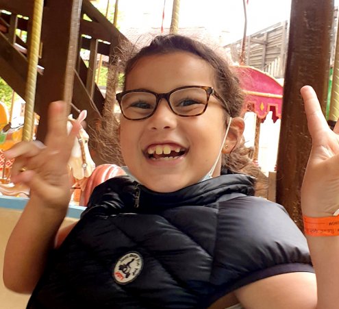 Un séjour au Parc Astérix pour Yasmine et sa famille