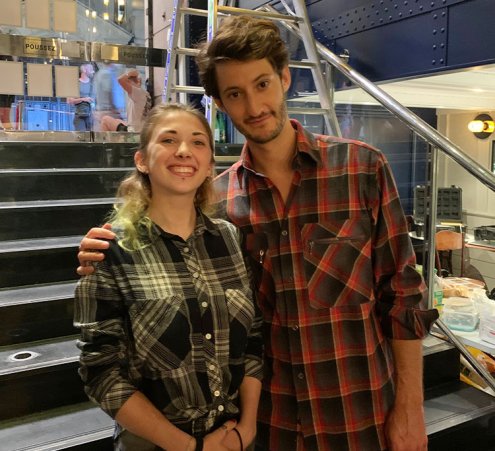 Candice sur le tournage du film de Pierre Niney