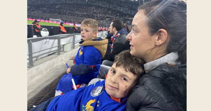 Kenzo assiste à un match au Velodrome