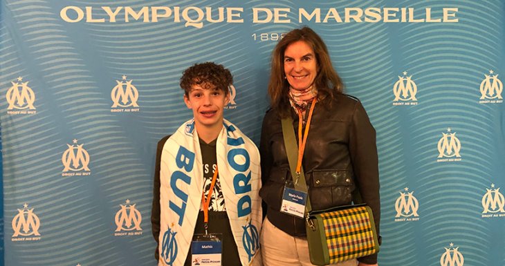 Mathis assiste &agrave; un match de l'OM 