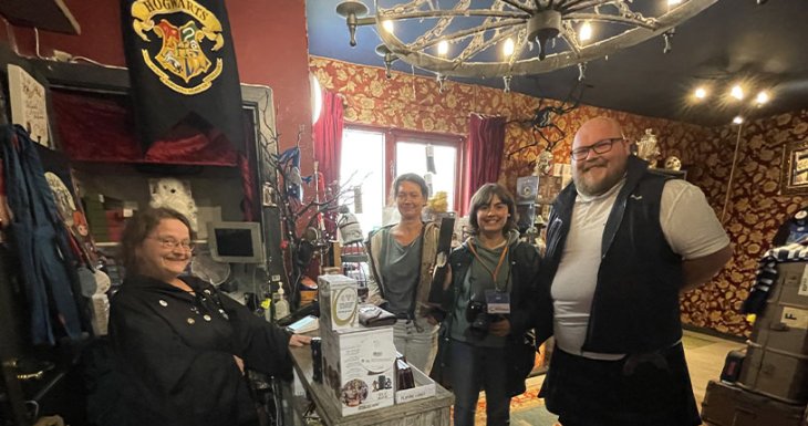 Noa d&eacute;couvre les paysages d'Harry potter 