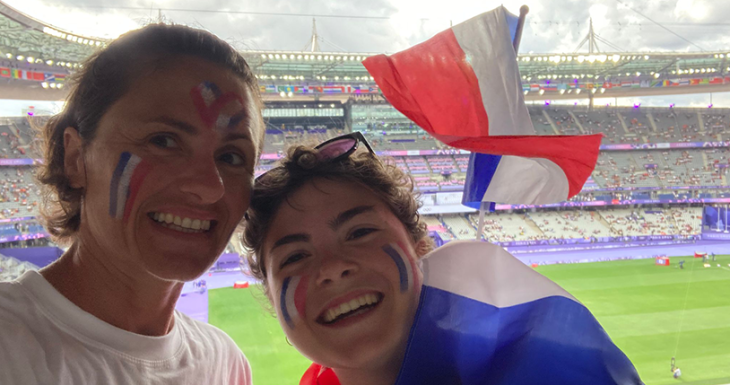 Camille assiste &agrave; la finale d'athl&eacute;tisme des JO