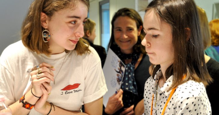 Rencontrer "Les Bracelets Rouges"