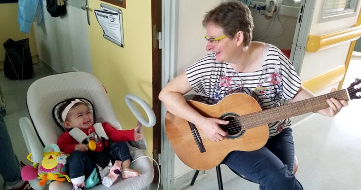Ateliers musicaux à l’hôpital Robert Debré, AP-HP