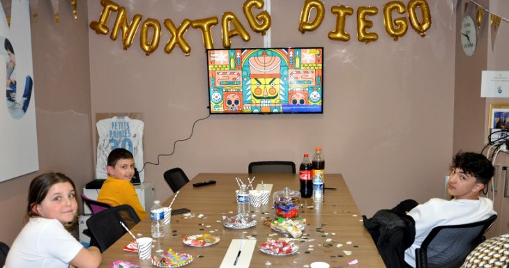 Jouer &agrave; Fortnite avec Inoxtag