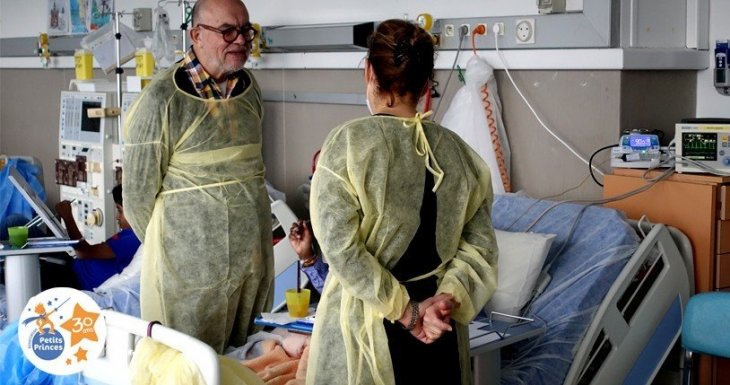 Une œuvre collective entre Christian Lacroix et des enfants de l’hôpital Trousseau